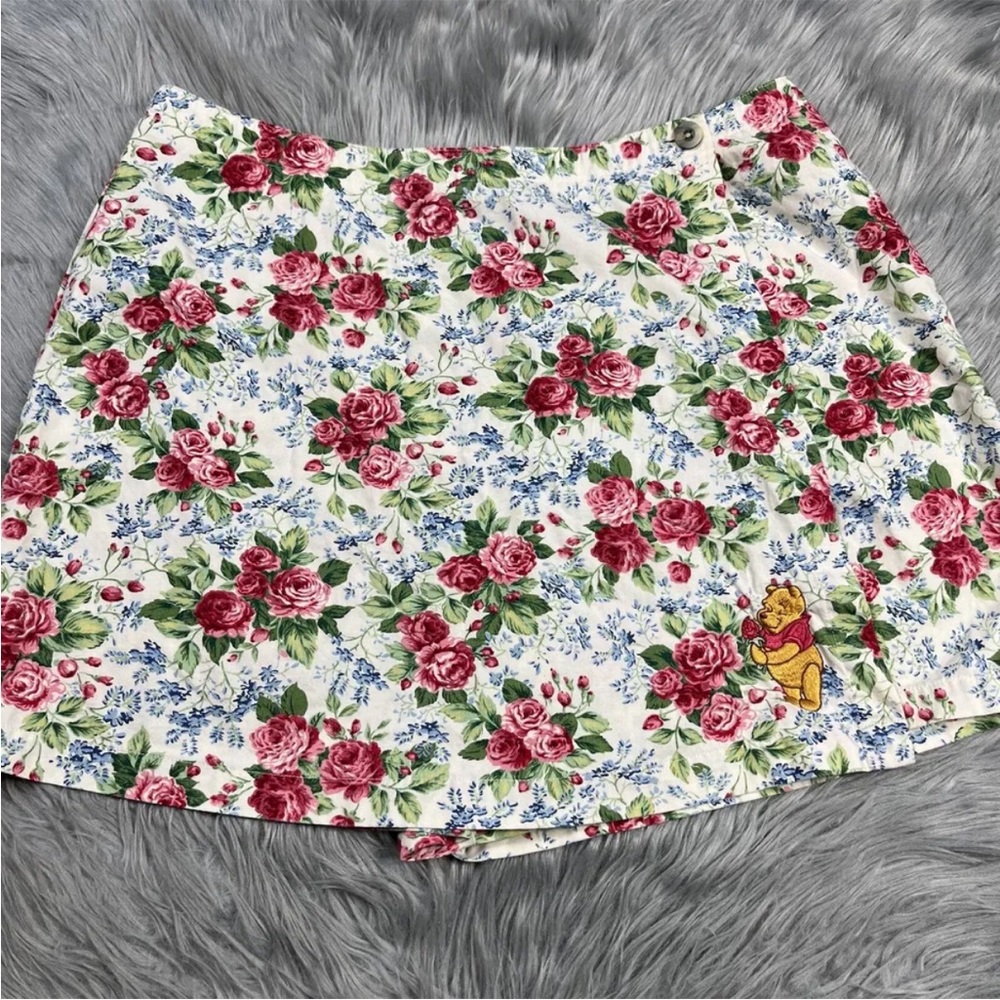 Vintage Disney Store Winnie The Pooh Floral Skort